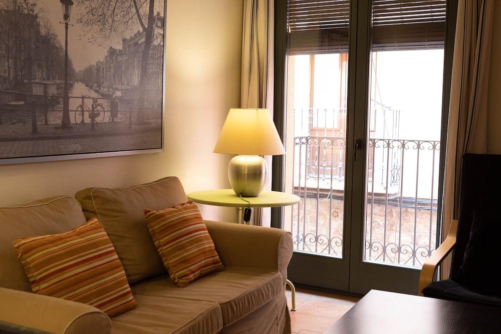 קרדונה Bremon Boutique Hotel By Duquessa Hotel Collection מראה חיצוני תמונה