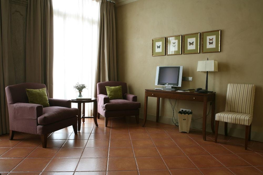 קרדונה Bremon Boutique Hotel By Duquessa Hotel Collection מראה חיצוני תמונה